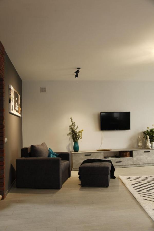 Uzhorod 3 Room Lovely House Ngoại thất bức ảnh