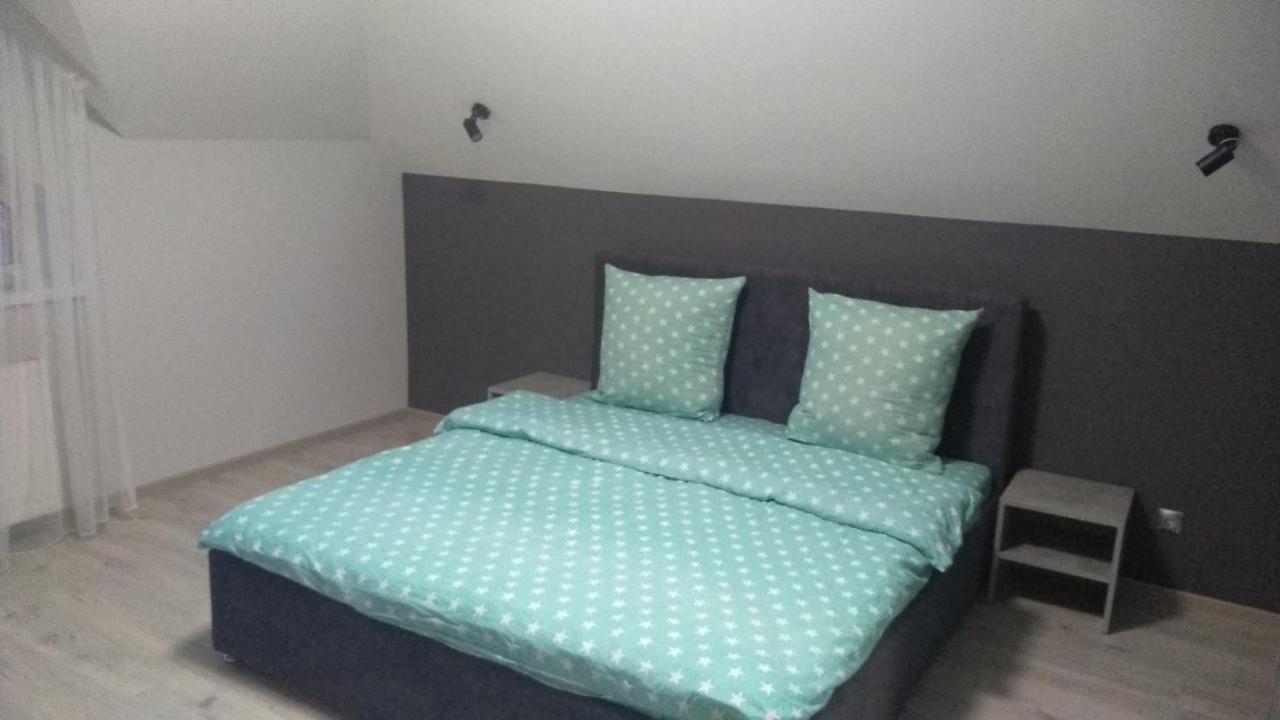 Uzhorod 3 Room Lovely House Ngoại thất bức ảnh